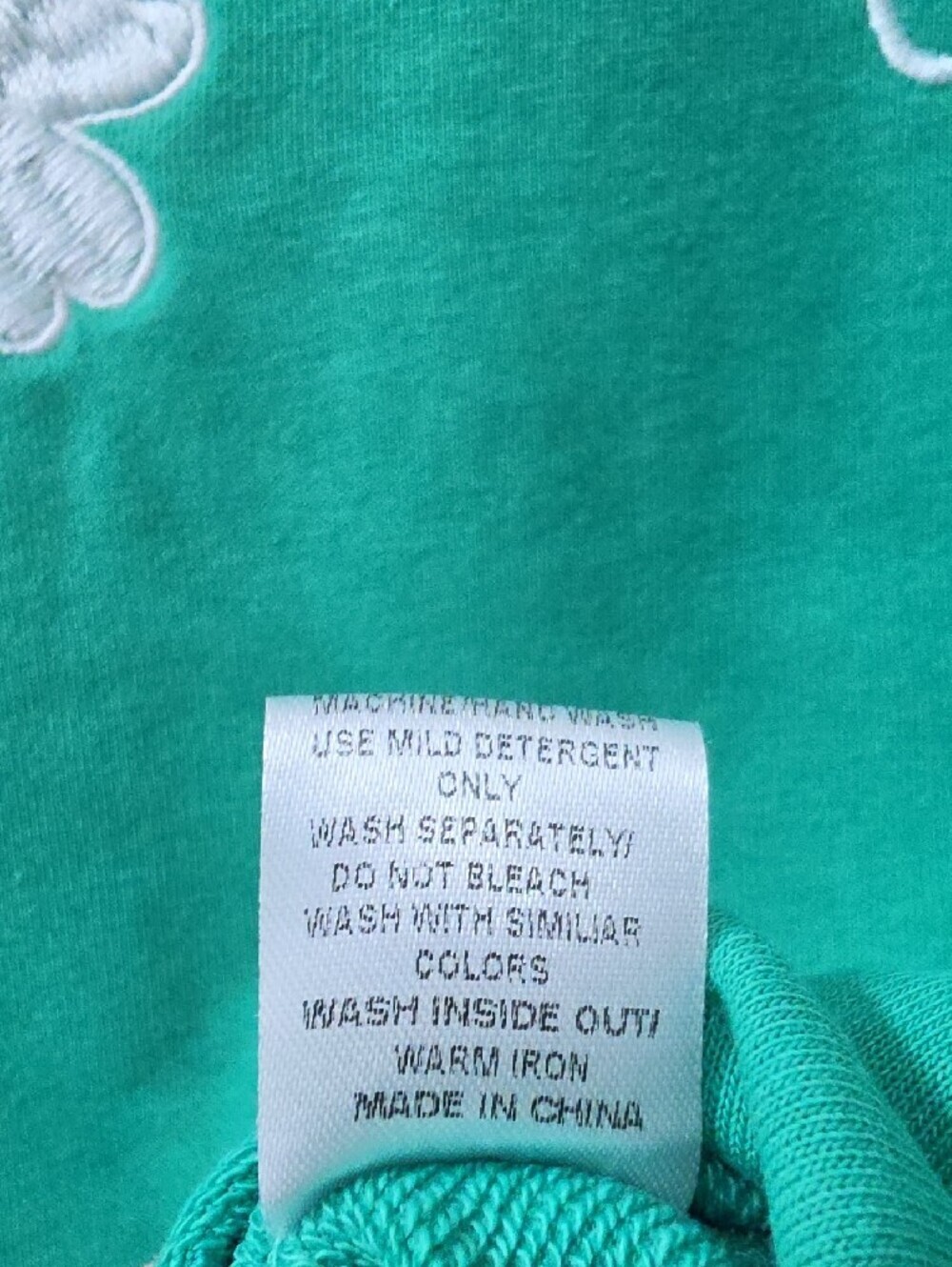 Green "Lucky" Embroidered Sweatshirt - Medium - Picture 4 of 7